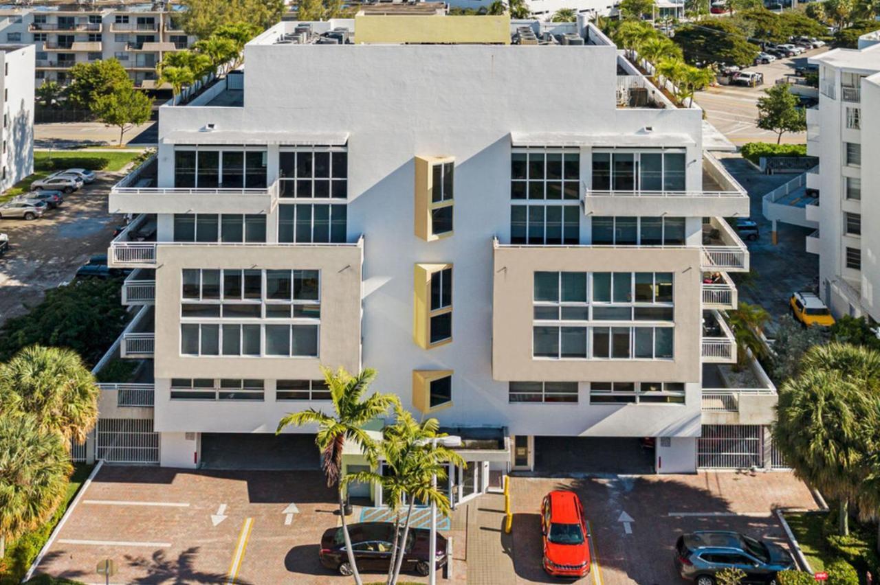 Roami At Sunny Isles Lägenhet Miami Beach Exteriör bild
